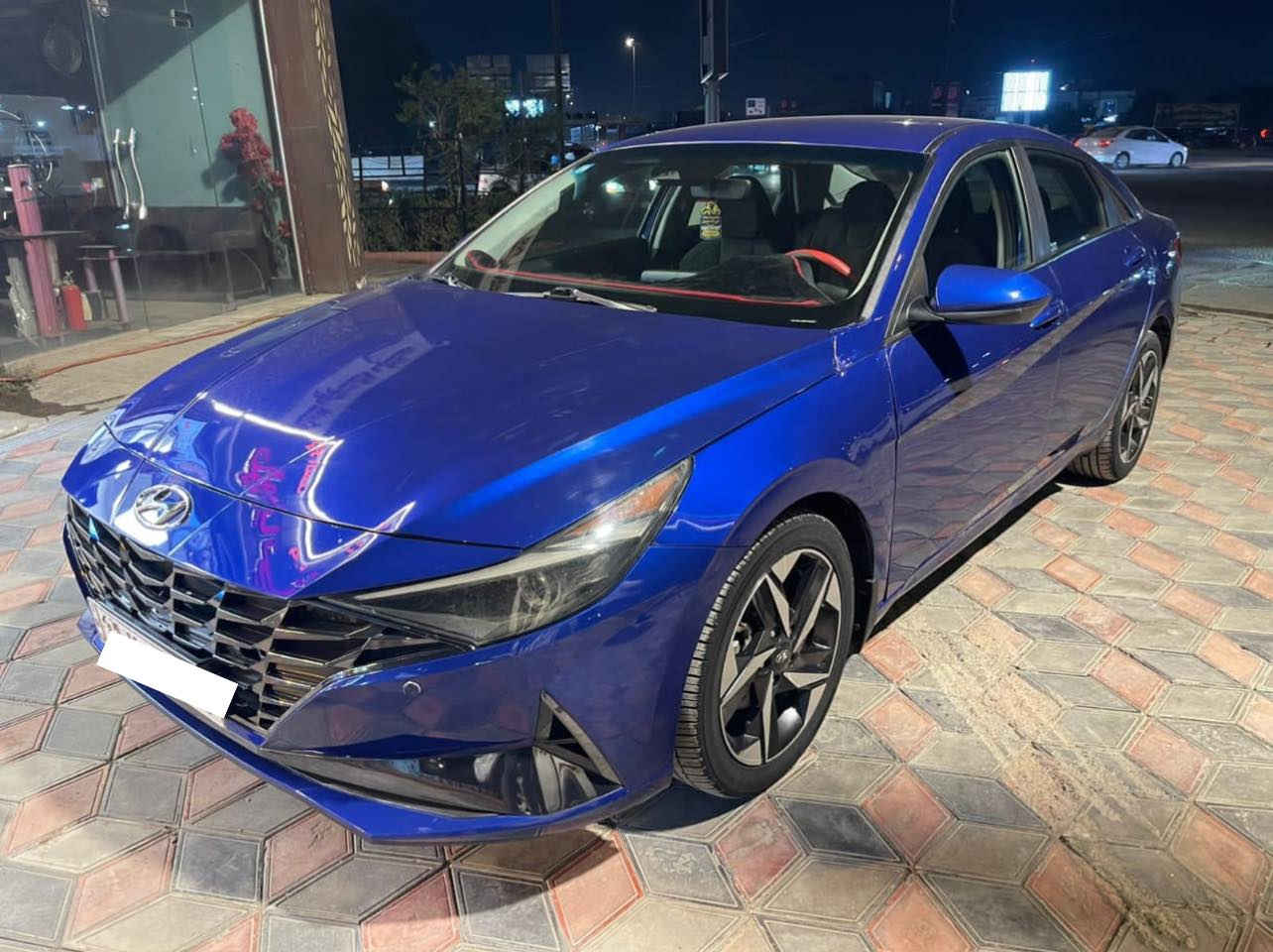 السلام عليكم النترا وارد امريكي 2023 رقم بغداد
 ترقيم جديد 
جاملغ خلفي صبغ+ربع البنيد بدون داخل 
نص مواصفات ماشيه 29 
مكينة 2000 دوش 
السعر 158 بي مجال
مكان السيارة بغداد الكرخ
للأستفسار ***********
