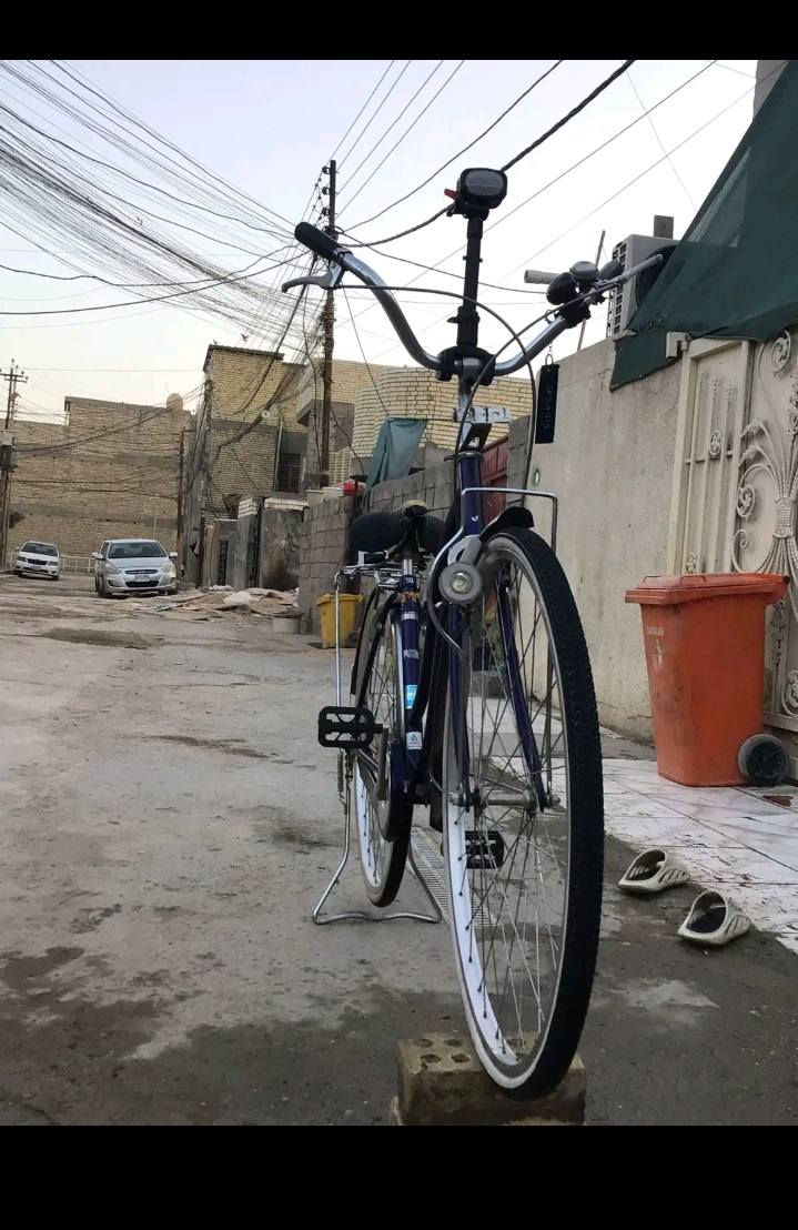 سلام عليكم بايسكل بطه ياباني  للبيع بايسكل كامل أمكمل مابي اي نقص بريكات امامي خلفي شغال قفل خلفي تأيرات جدد حجم17 مكينه شيمانو سعره 100 وبي مجال للطيبين مكاني بغداد الزعفرانية يم شارع المعهد موجود فيس واتساب *********** للاستفسار
