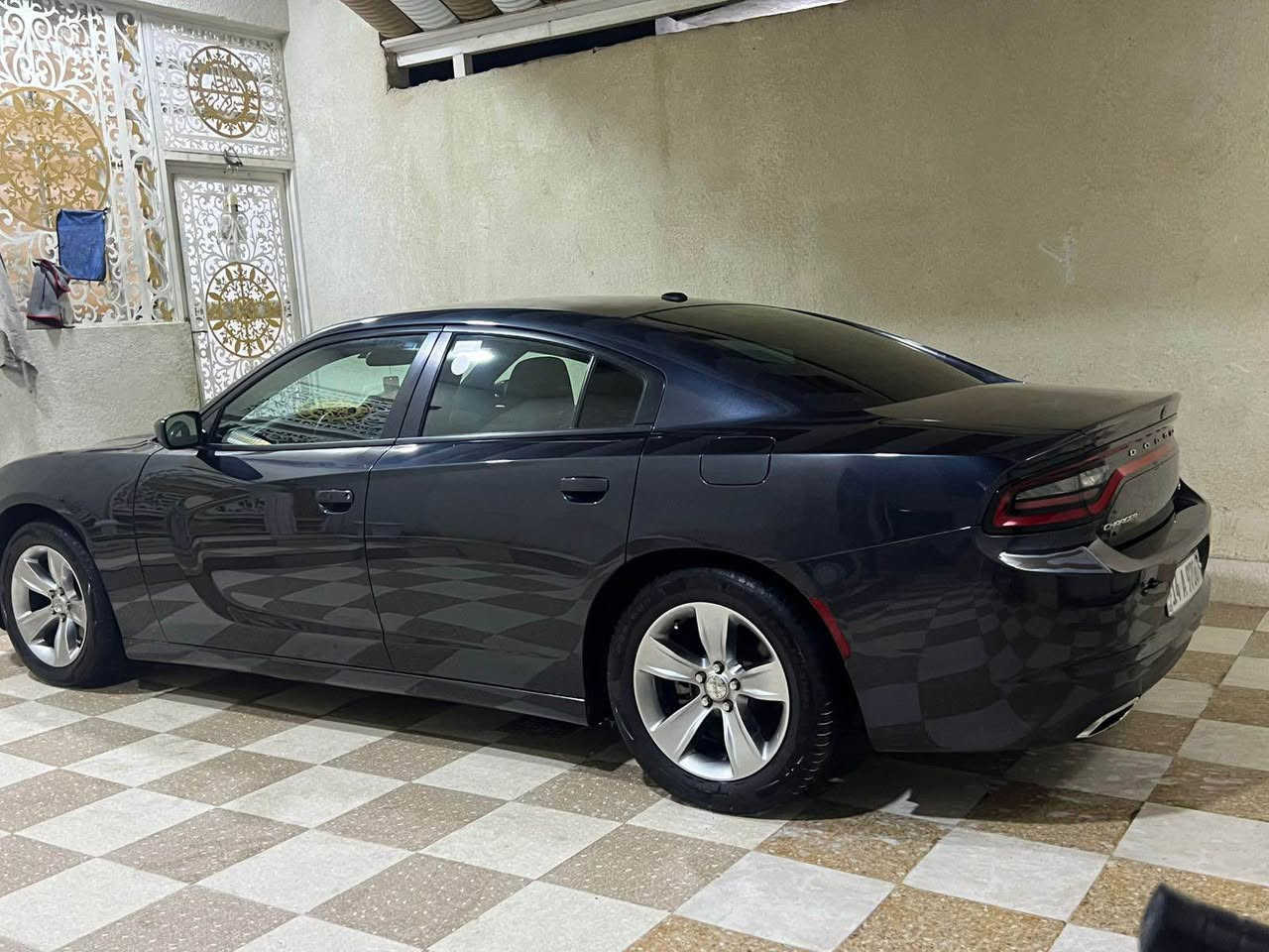 سلام عليكم اخوان جارجر SXT  19 اصل رقم بصره انكليزي  تحويل بيها  جاملق وبنيد السياره ماشيه 135 فقط مواصفات كشن حضن تبريد تدفئه كامره وشاشه جبيره وحساس خلفي  تحم تاير حداديه كير مكينه اكسل تبريد كلها كفاله السعر 210 وبيها مجال  عنوان البصره رقم تلفون راعيهاا *********** البصرة, العراق
