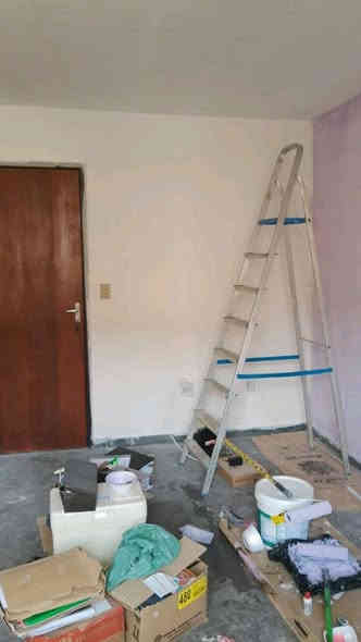 مستعدون
لترميم المنازل القديمة واعادة ترميم من صبغ وتصليح جدران وديكورات و الكهربائيات وتبديل الأناره والبوردات الداخلية والخارجية باحدث المواد ..وباسعار تنافسيه...للتواصل .
*********** احمد 
الكوخ للديكورات الخشبية والكهرباء 
@إشارة
