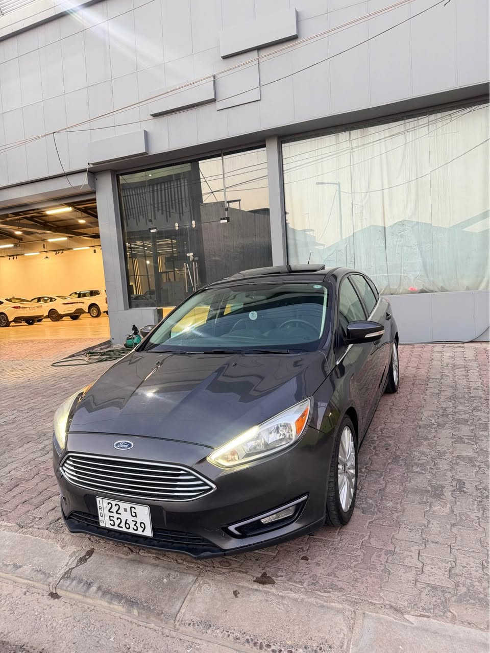 Ford focus 2018 titaniom 
٢پارچةي بؤياغه
جاملغي سةكن لةكةل دةرگاي سةكن سبوغه بي ناو گرتن هیچ ئێرباکەکي نەتەقیوەقەپات مواسفات تیتانیۆم 
بەسمەوشغال دوودەرگابەسمەکۆدی سەردەرگاناوحەوت ڕەنگ شاشەگەورەسیستم صوت سۆني ئێمپریفایري ناوسندوق کوشن جلدوکارەبای کوشن هیترسوکان هیترسلایدتەبریدلەمس تەبریددووزۆن ڕادێتەوبەوابەبیلادي مەکینە20چوارپستن مرغوب گێڕومەکینەوتەبریدکارەبای بەردی گزۆزئێرباک بەشەرتي 10فیترچوارتایەی نوێ پاتري نوێ بێ تەقەوڕەقە سەنەوی ژینگەڕێگاوبان نوێیەتا(2029/7/30)بەناوکردن وغرامەبەشەرت نرخي ٨٥$ مةجال

فورد فوكس ٢٠١٨ 
مكينة ٤سلندر مرغوب سيارة نظيف شرط محرك كير تحويل سيارة بي ٢ قطعة سبغ بدون دواخل بدون ارباك
سعر ٨٥$
*********** واتس اب أربيل, العراق
