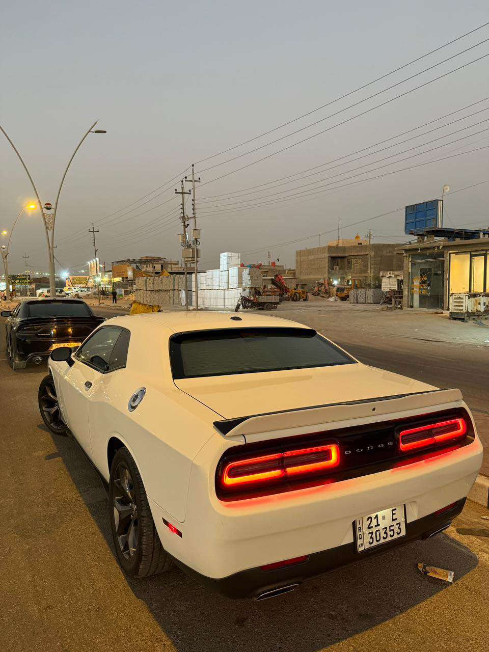 السلام عليكم دوج جالنجر2019 جيتي مواصفات معروفة محرك 6سلندر 3600حادثها جاملق وبنيد والسونار مرفق بالمنشور كير مكينه كفالة تخم تاير ماناقصها شي السيارة جاهزة السيارة بأسمي وسنوية مجددة السعر 153وبيها مجال قليل مكاني البصرة ابو الخصيب *********** البصرة, العراق
