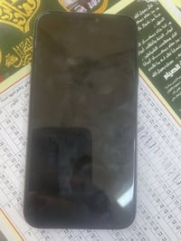 ايفون ١١ مبدل فقط شاشا اصليه سعره قفل ٢٠٠الف 07839938522