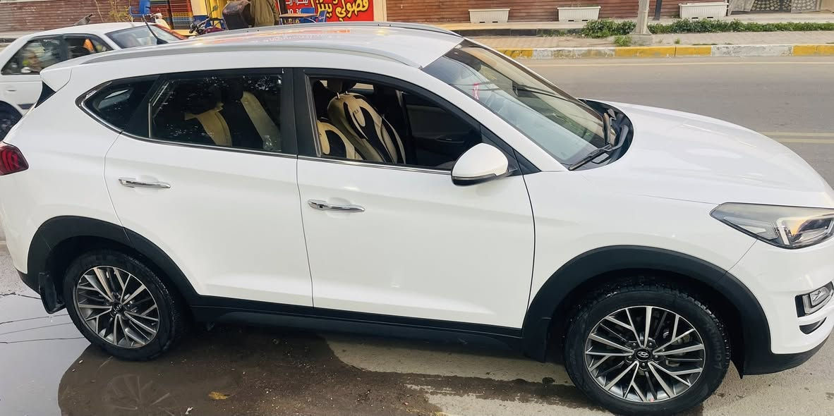 السلام عليكم للبيع توسان ٢٠١٩ خليجي الكاصد  كفالة عامة فول موصفات عده البانوراما بصمه مري شفط شاحن لاسلكي لايت زنون دوار   5 عدسات اشيار ترحيب كشن كهرباء  وبعد بيه موصفات السعر 195وبيها  مجال للستفساراتصال *********** بغدادحي القاهرة.        ماشية 102 كم
