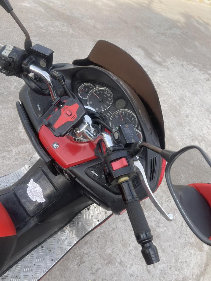 سلام عليكم فورزه 08 كرستال لون مميز ♥️ عميه دراجه نظيفه سعرهه825 قفل   مكانهه بغداد الحسينية ***********
