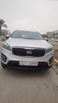 عندي سورنتو البيع 2016 رقم بغداد عارضه 145 وبيه شويه مجال حادث جاملغ و...