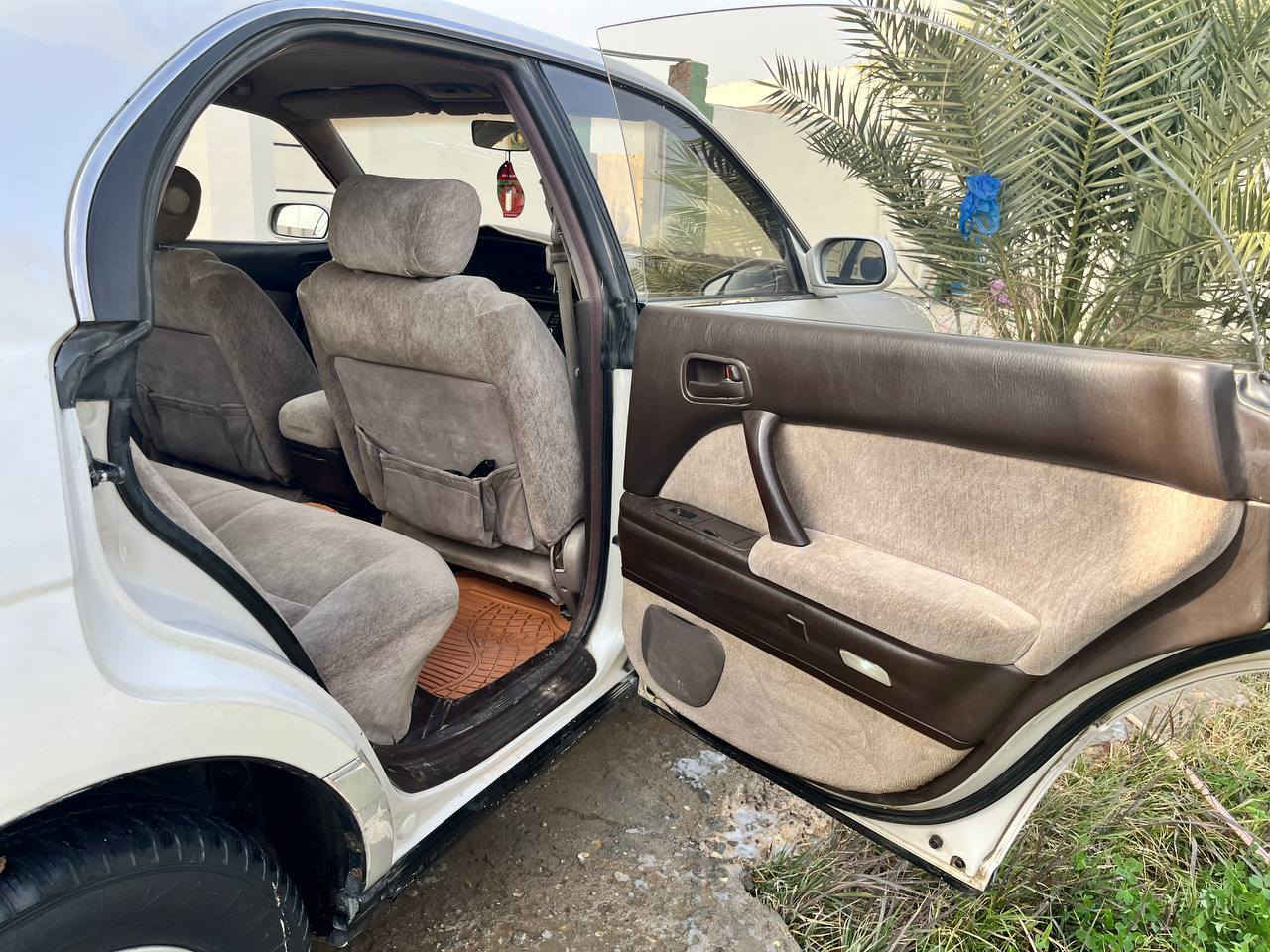 سلام عليكم  بطه متصل لون ابيض لولوي موديل ١٩٩٣ مكفول كفاله عامه ماعده الجراد مكينه كير حداديه داخل دشبول كهربائيات كله شغاله تجي وشوف بعينك  رقمه نجف الاستفسار خاص او على هذه الرقـم) *********** السعر ٦٠ وبيه مجال قليل حك الجيه(المكان الشطره عشـائر ال جهل)
