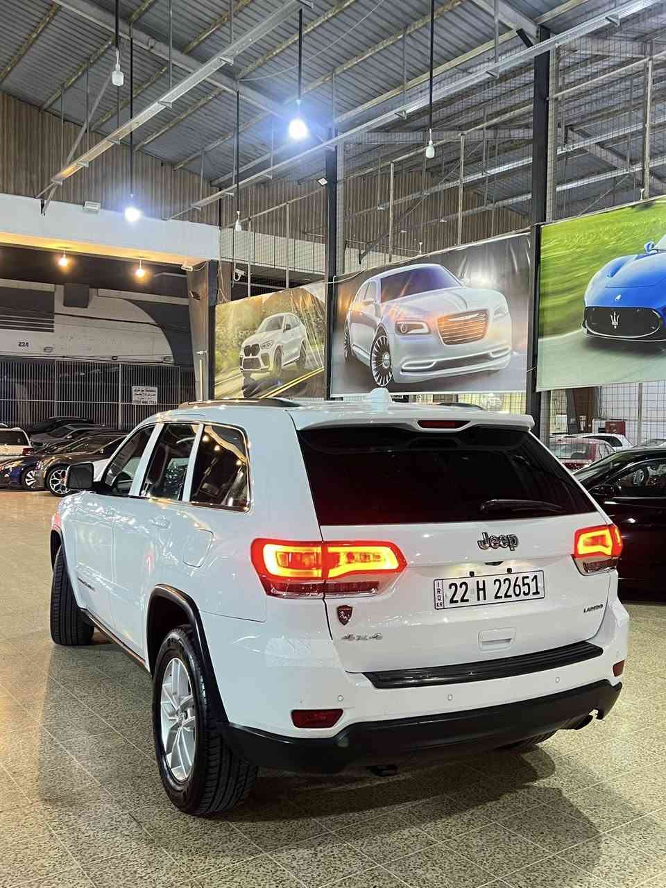 جيب ٢٠١٨ خليجي
سيارة فول بس مابي فتحة 
سيارة فور ويل
حساسات خلفي امامي 
مراي كهربائي 
لايتات LED
بخاخات
كشن جلد كشن كهربائي
سيارة ٢ سويج 
سيارة كفالة عامة دعامي لل دعامي مابي سبغ 
بس مكانين سغير بارد 
سيارة حيل حلوو جديدة 
٤ تيارات جديدة 
سيارة گير معرك حدادية كلة بشرت 
***********عندي واتساب
