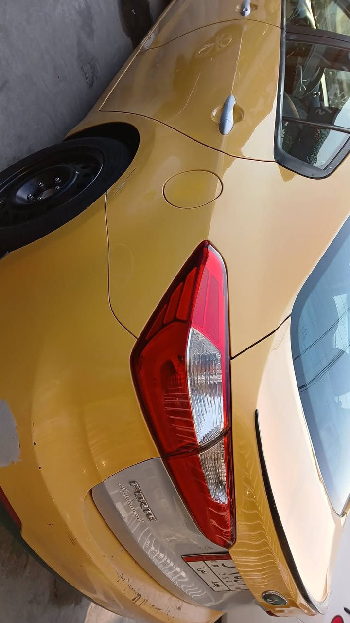 سلام عليكم فورتي موديل ٢٠١٥ سيارة ليبل واحد كشنات تدفئة قطعتين تبريد مكينة الف وثمنمية ***********
