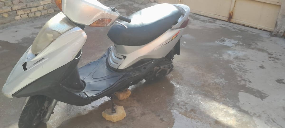 سلام عليكم دراجه ابريز  كفراته كامله كوم حديد 200نهايته مكاني بغداد الشعب رقمي ***********
