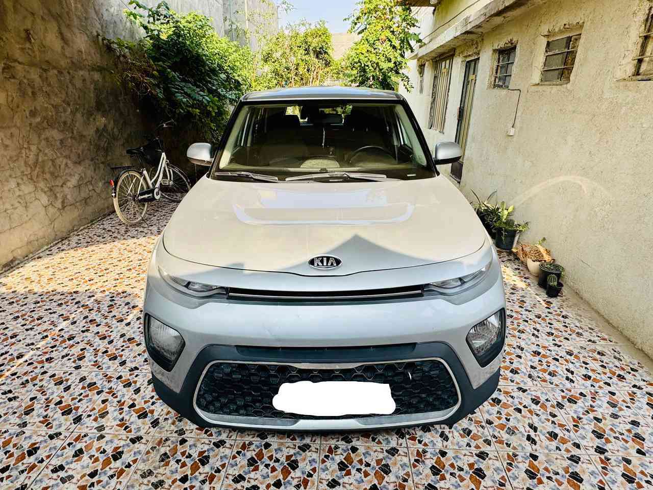 ‏السلام عليكم 
‏صول موديل ،20  LX رقم بابل
‏معروف مواصفات الصول العاديه
‏ماشية 77
‏هزه  وارقام جدد بسمي
‏السعر 142 وبيها مجال
‏او مراوس بصول حديث
‏صور الحادث و السونار مرفقات
‏عنوان السياره بابل المدحتية
‏*********** وتساب 
‏
