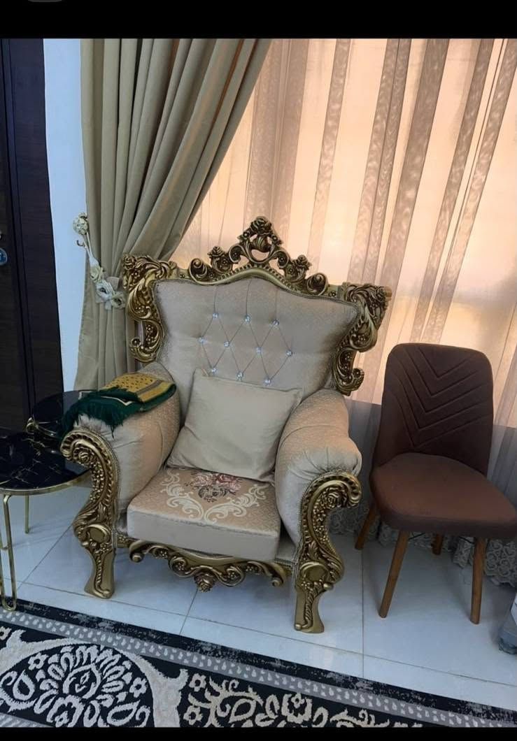 سلام عليكم تخم نضيف جداََ 10مقاعد سعر 650 الف الاستفسار *********** المكان بغداد حي الحسين
