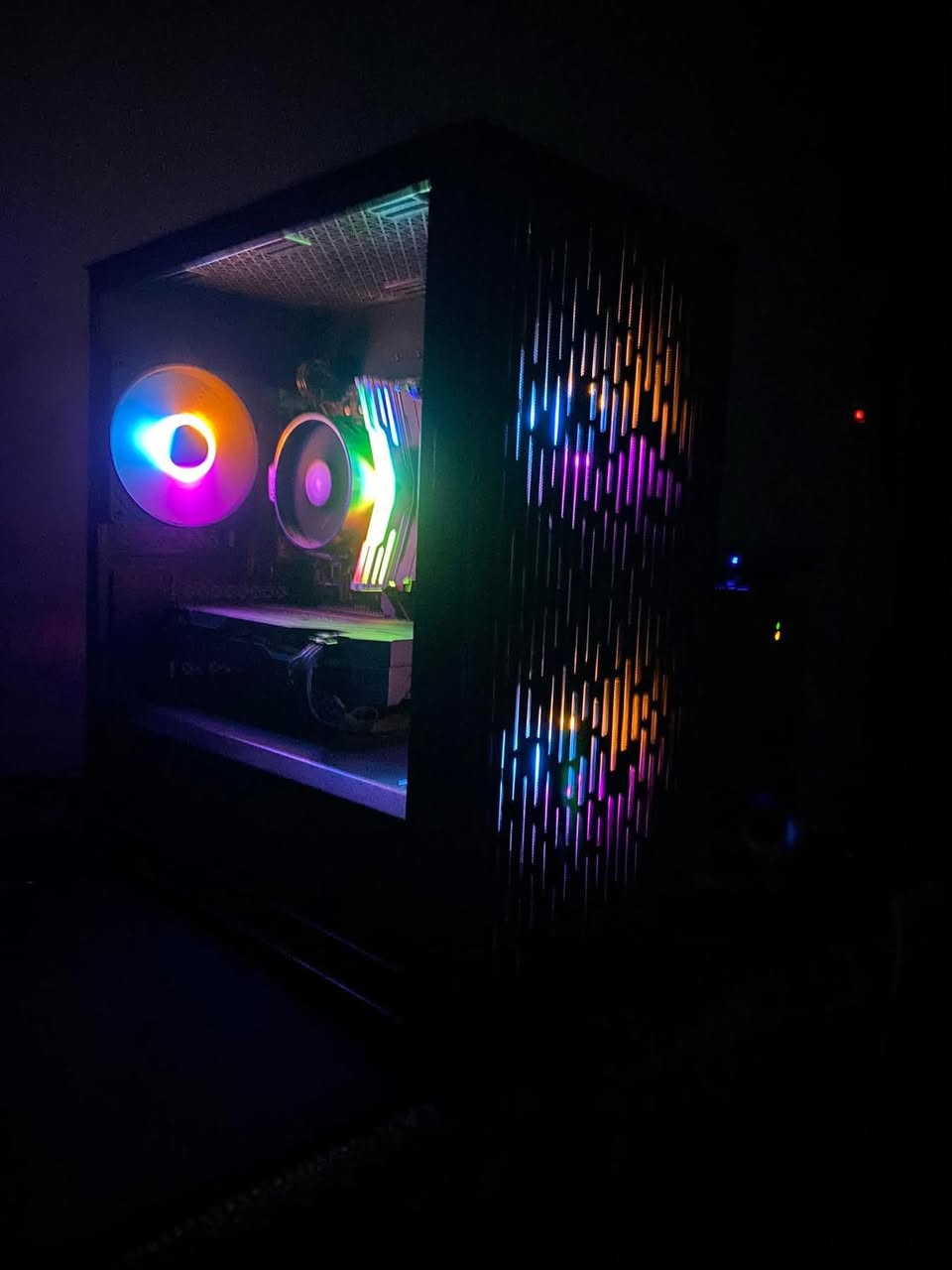 السلام عليكم كيس العاب مرتب بسعر مناسب
GPU RTX gigabyte 2060 oc 3FAN 
نسخه 3 فان 
CPU Ryzen 5 3600  6 CORES 12 THEARDS  
Motherboard gigabyte B450M 
RAM 2x8 16GB 3600Hz RGB
Storage SSD 256GB
HHD 1000GB
Power supply 700W+80 plus 
Case 3FAN
تجمعية مرتبه ومابيه اي خلل وانطيك بيه ضمان سبوع فحص 

سعر التجعيمة 625 الف فقط✅
مكاني بغداد الدوره ✅
يوجد توصيل لكل المحافظات ✅
جامه الكيس موجوده ✅


**إذا كنت صاحب هذا الإعلان وتريد حذفه لأي سبب، رجاءا أرسل رسالة إلى الدعم الفني**