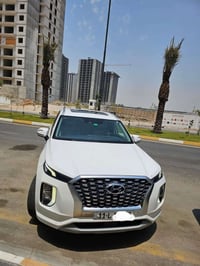 سياره للبيع موديل 2022  وارد امريكي حادث بسيط قبق جنطه بارد فقط موجوده...
