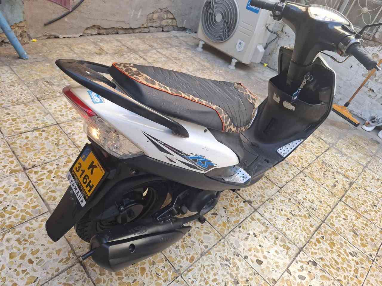 سلام عليكم دراجة جديد كهربائيات سلف  هندر كلة شغل مكينه بلاد اوراقه كامله ب٧٥٠ وبية مجال


**إذا كنت صاحب هذا الإعلان وتريد حذفه لأي سبب، رجاءا أرسل رسالة إلى الدعم الفني**