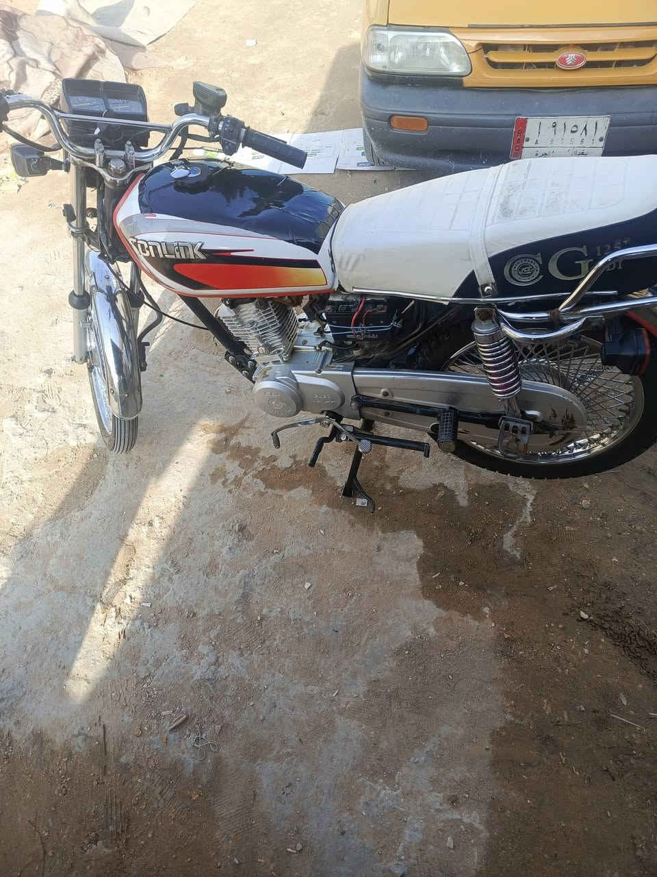 السلام عليكم شباب تايگر للبيع الدارجه مكفوله موديل 23 تايرات جدد الدراجه جديدة اوراق اسگنر كامله وتكاتب يم حسين مكينه جديدة ناعمه السعر 450 وبيها مجال الشراي يتصل وبالخدمه العنوان كربلاء الاسكان العسكري شارع الدرة الرقم ***********
