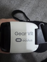 إلكترونيات • ملحقات