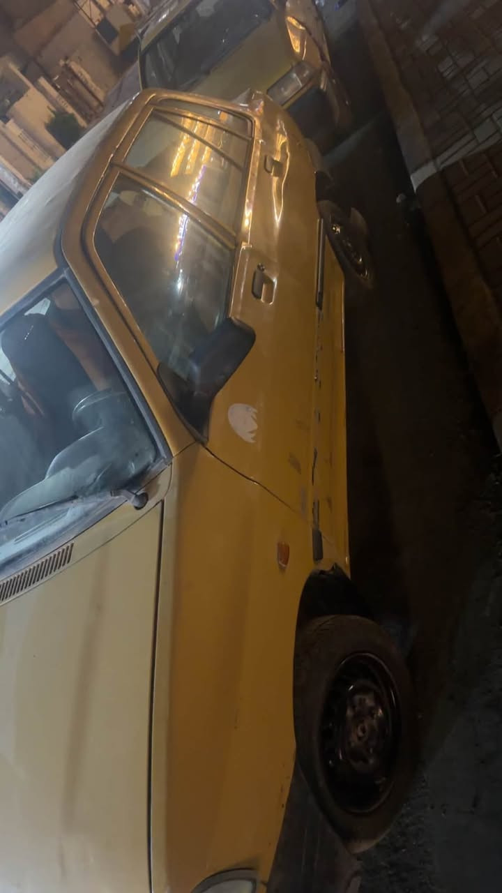 سايبه مديل ١٢ نضيفه ومابيها اي شي وخير من الله مكينه كير شواصي لغود مكفولات كلها رايدتها ٢٧ ورقه وبيها مجال للشراي فقط مكاني بغداد الجديده رقمي ***********
