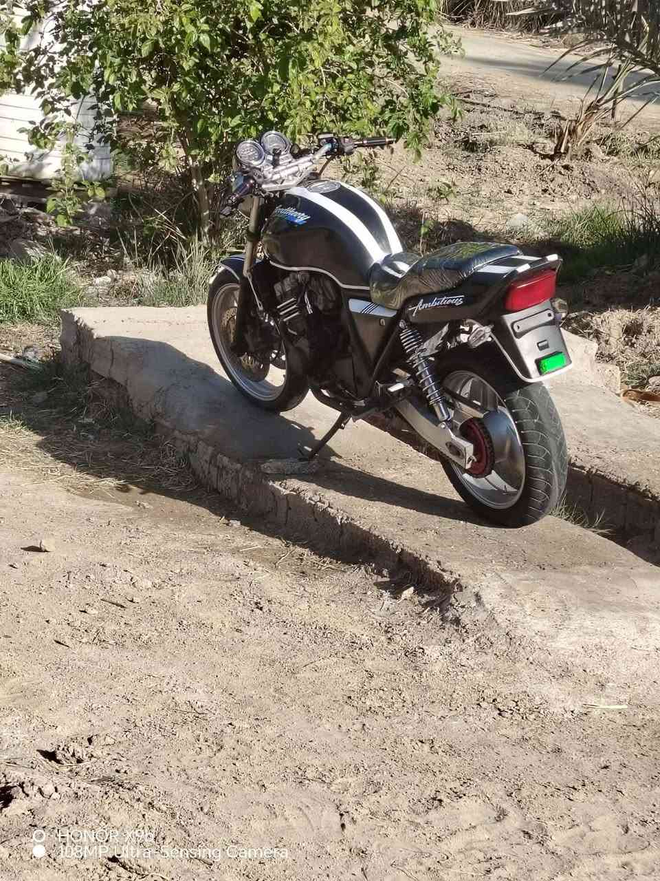 ‪***********‬‏
