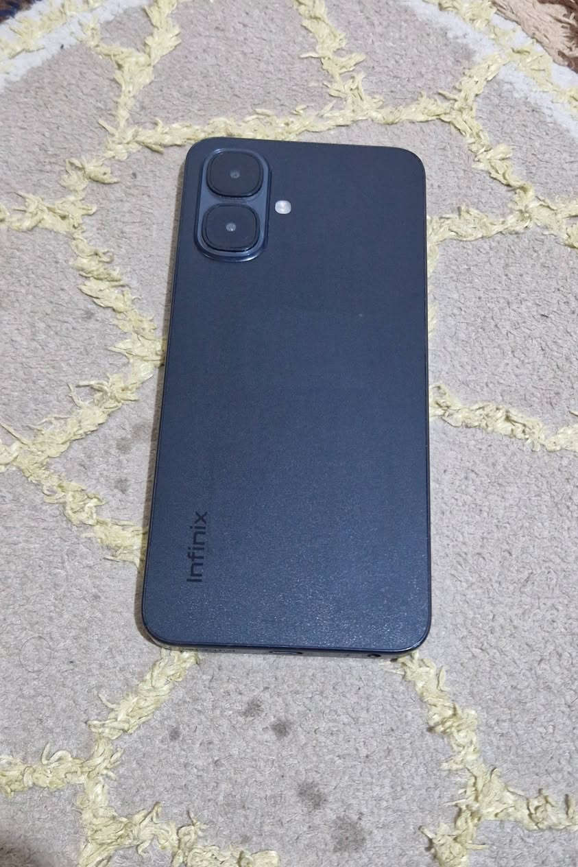 انفنكس سمارت ١٠ ذاكرة ١٢٨ السعر ٨٥ ألف قفل *********** شراي اتصل مكاني بغداد جهاز كله شغال
