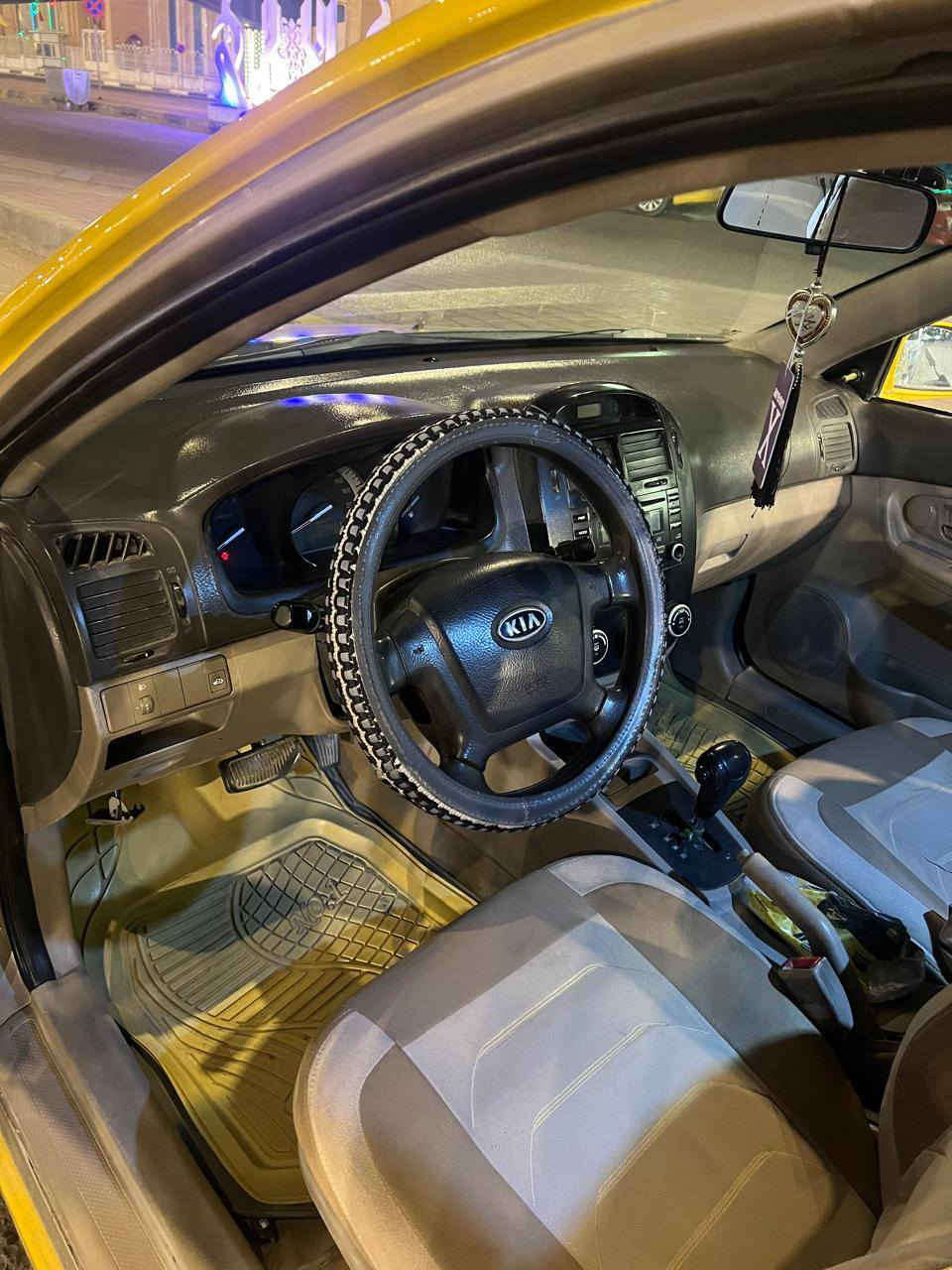 السلام عليكم مكلف بالنشر 
كيه سيراوتو موديل 8 
الهيئه جاهزه تخم تاير مكينه وكير جاهزات تبريد جاهز 
مدوشمه 
مصبوغه صبغ عام جماليه 
قبق الجنطه مبدل 
السعر 82ورقه 
وبيهه مجال بسيط 
رقم الموبايل ***********

مكان النجف الاشرف
