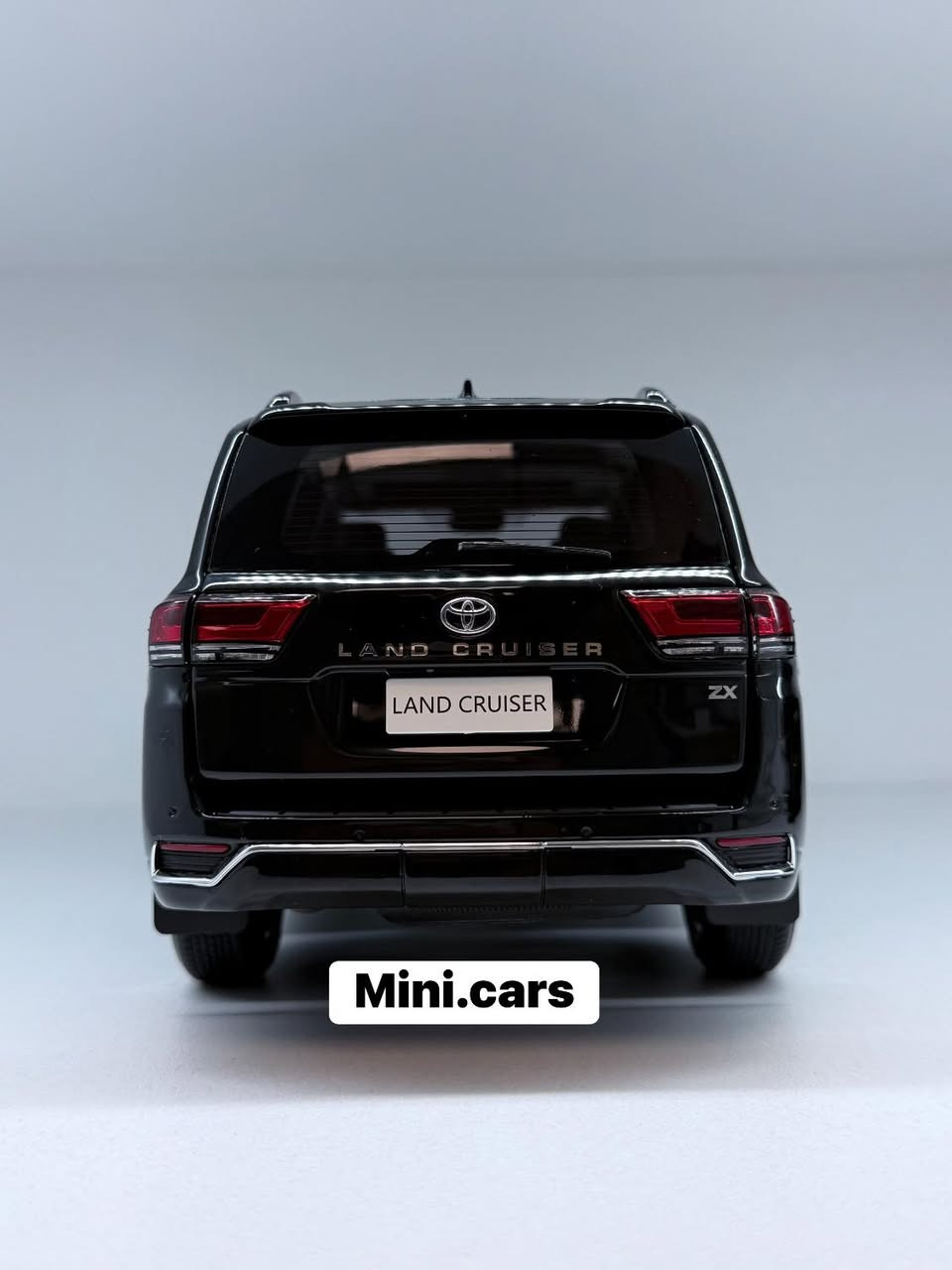 Toyota Land Cruiser LC300 2024

Brand: LCD
Scale : 1/18

 (free delivery inside Erbil)

WhatsApp: +9647504702207

‎التوصيل لجميع مناطق اربيل مجانا

‎گەیاندن بەخۆرایە بۆ ناو شاری هەولێر
