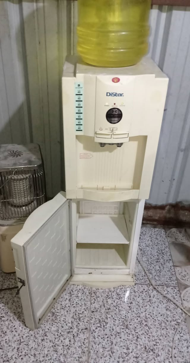 للبيع براد شغال حار وبارد ثلج بلادي ب30


**إذا كنت صاحب هذا الإعلان وتريد حذفه لأي سبب، رجاءا أرسل رسالة إلى الدعم الفني**