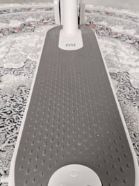 سكوتر شاومي مستخدم للبيع مشتري ب 550 الف وابيعه الكم ب400 الف وتدللون ...