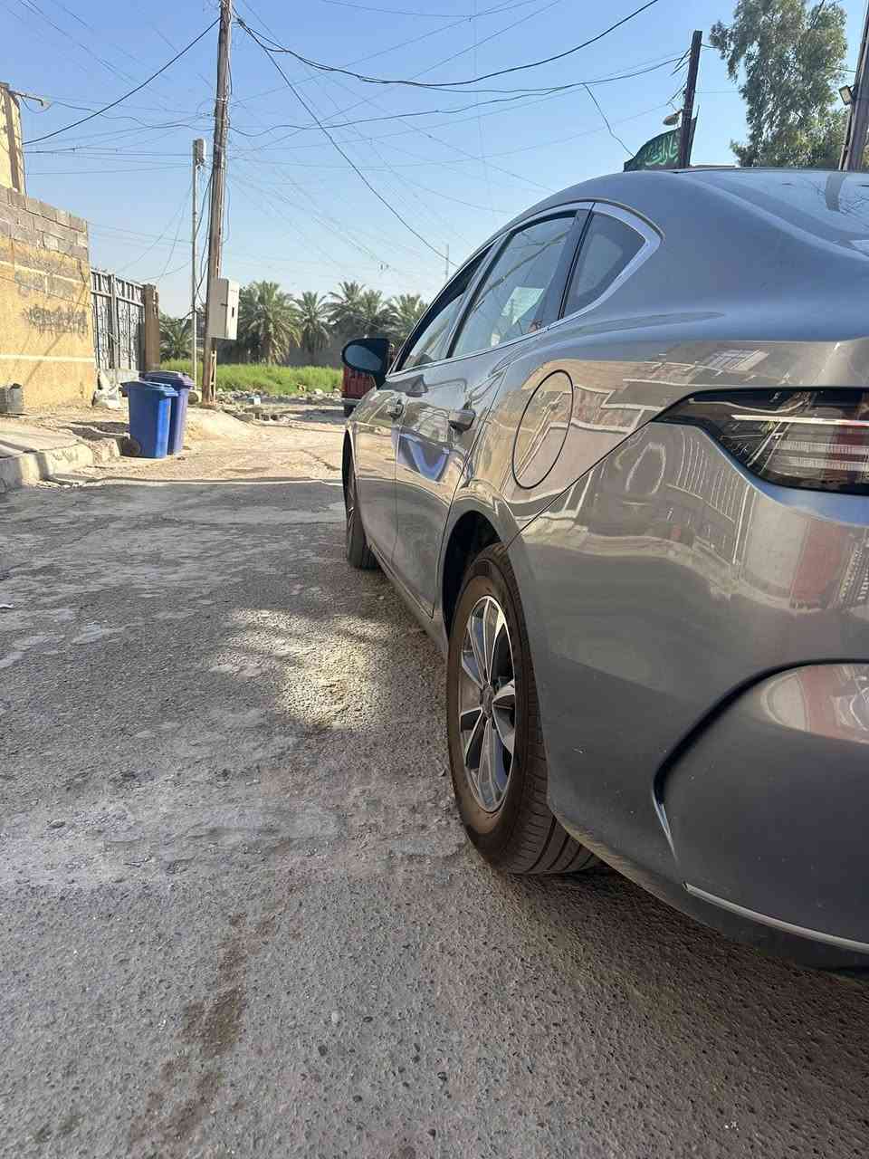 السلام عليكم.
بي واي دي  BYD 2025ديستروير للبيع نضيفة ومكفولة من كل شي وجاهزة من سبير ومعداتة  السعر ٢٠مليون وبيهة مجال التواصل ***********  العنوان بغداد البياع
