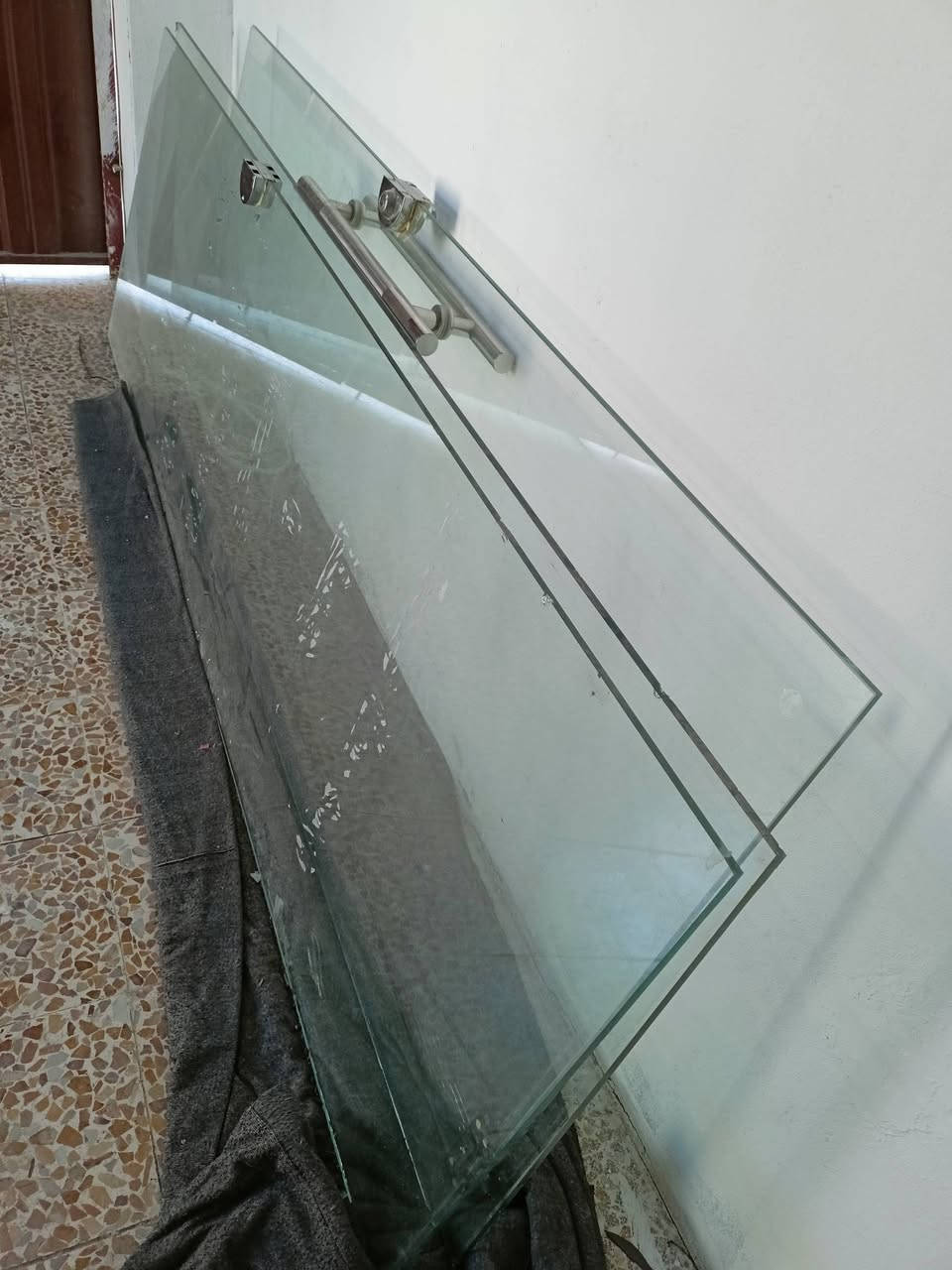 جام خانه للبيع ارتفاع/255/عرض/255/السعر/250/ موصل حي الرافدين/***********/// ***********
