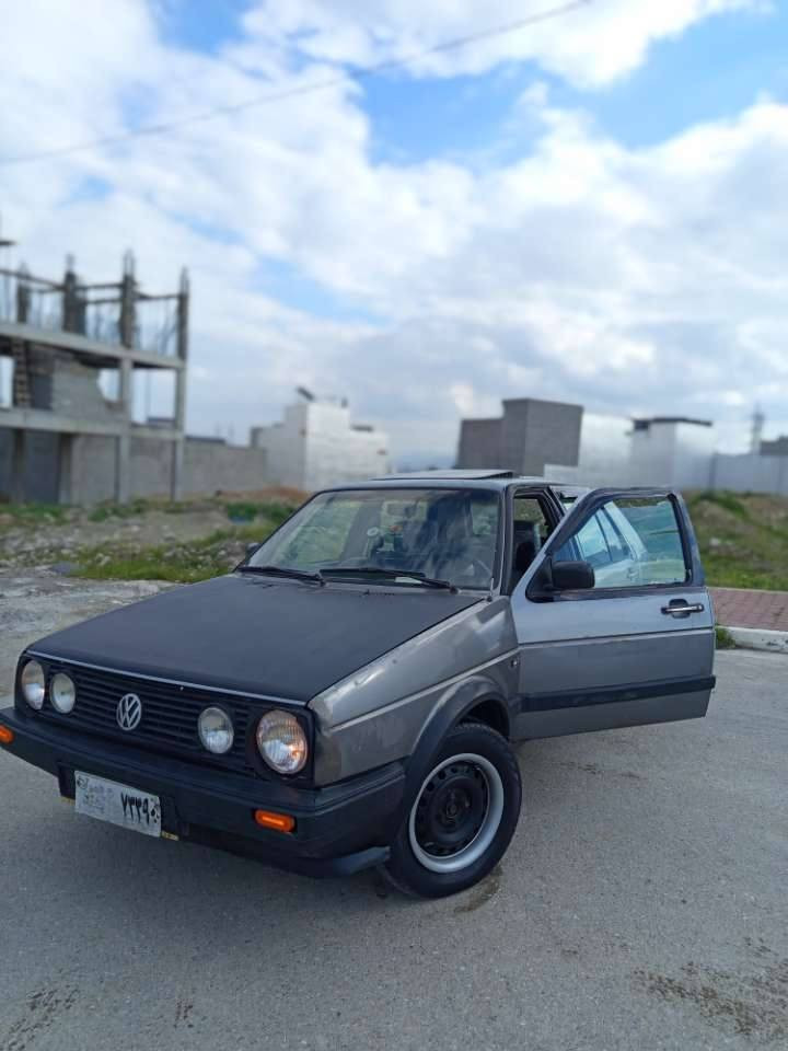 گۆڵف مۆدێل 1991 بۆ فرۆشتن قووفڵی24 گەڵا
ئاڕمی پلاستیکی سلێمانیە 
کامل کارەبای و گێڕ و مەکینەی بە شەرت 
شاشەیە فڵچە ئۆتۆیە ، کوشن و بەرگە دەرگاو داشبڵی لۆک لۆک ماوەتەوە  کامل لایتی پێش و دوای لۆکە لایتی پێشەوەی کامل لیدی ئەسڵی بۆ بەسراوە ڕۆنی گۆڕدراوە ڕایتری گەرمی گۆڕداوە و تازەیە سپێر و جەگ و مسەلەسی خۆی تیایە  .....
قوفڵی 24 گەڵا بێ معامەلە *********** السليمانية, العراق
