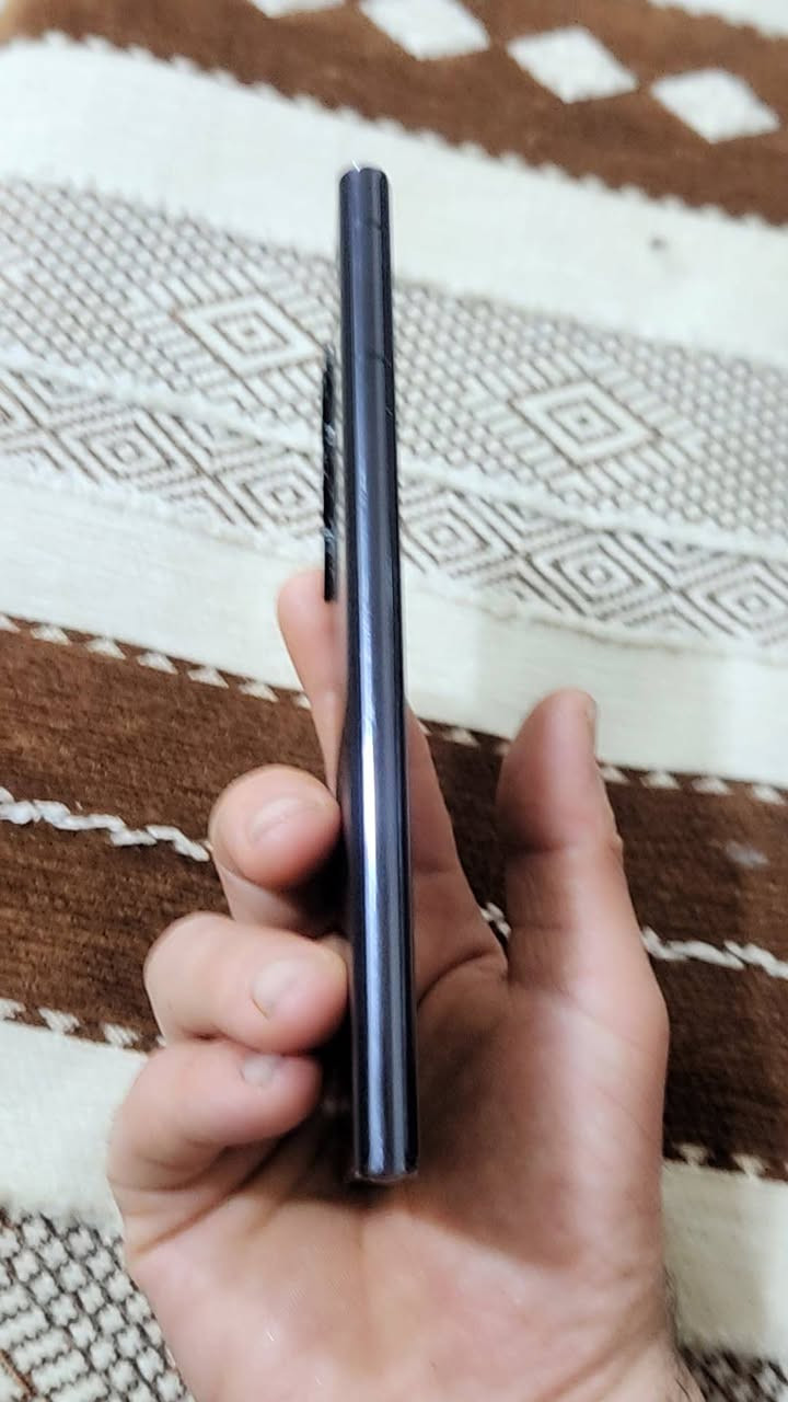 جهازين للبيع اثنينهن اسات عادي واللترا ٢٢ ياباني
نفس الذواكر ٢٥٦ 

العادي بي مشكله بسيطه بيت الخط مصلح فقط وليس مبدل 
واللترا مكقول كفاله عامه شغال كلش مابي 

سعرهن ٦٥٠ قفل 

عنوان ديوانيه ***********

توصيل متوفر
