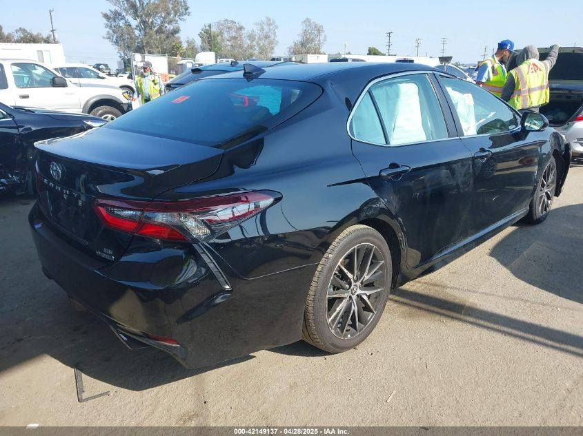 كامري وارد امريكي موديل 2024 se  

محرك 2500 
ماشي 30 بچم كبس كلشي موجود بالسوك معمرة تعمير درجة اولى
سعر 170 مجال  
***********
