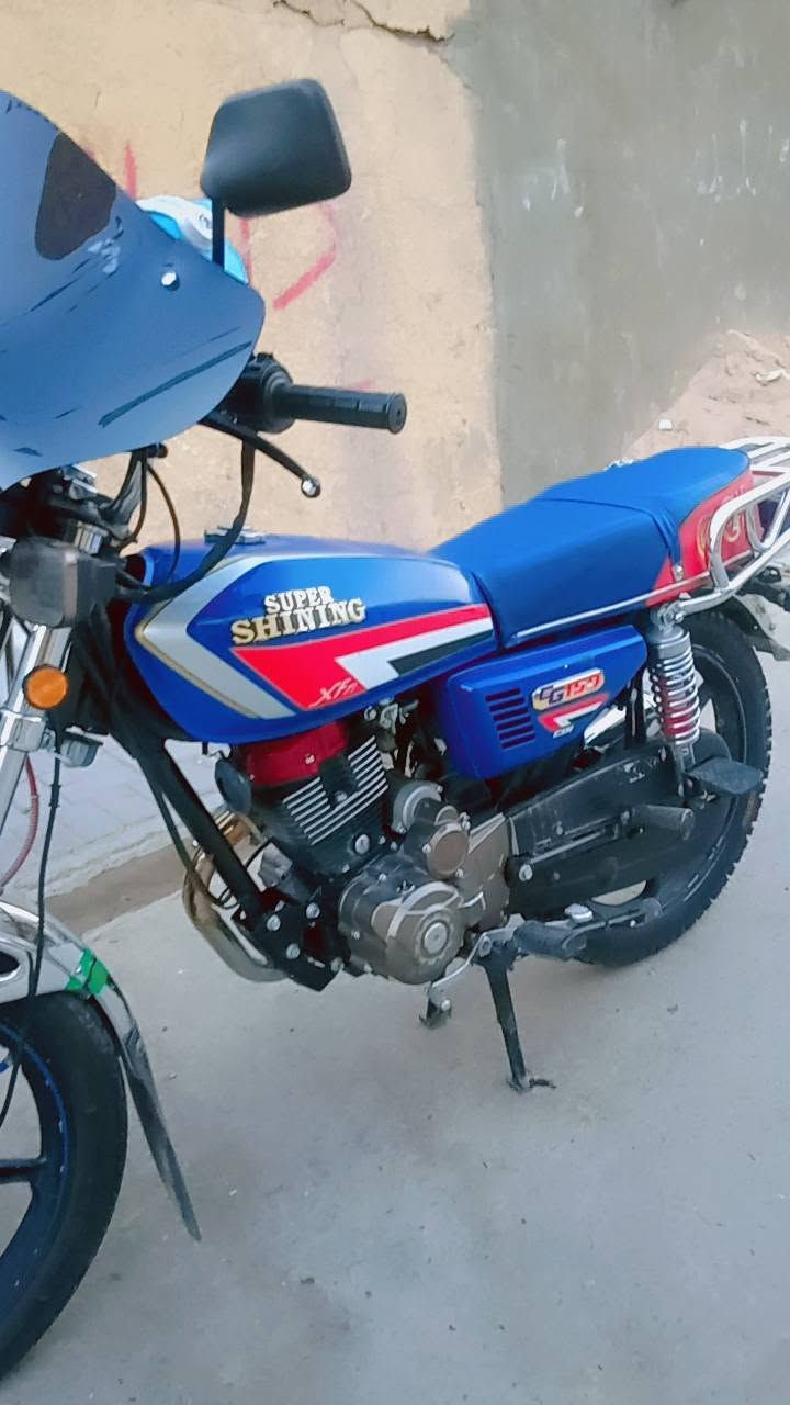 دراجه شاينك رقم بغداد مديل 23كفاله عامه ماشيه 9000سعر1750وبيهة مجال للشراي عنواني بغداد مدينت الصدر شارع الداخل ***********
