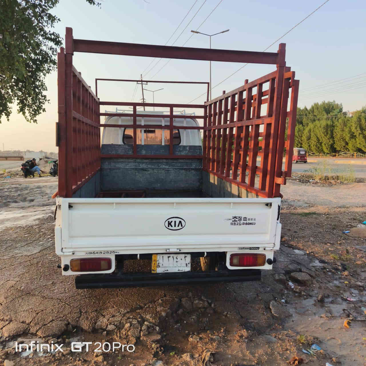 السلام عليكم كيا حمل فونتيره قلاب موديل 97 سيارة نظيفه مابيها بخار وداخله هزه رقمه واسط ثاني تحول السيارة سعرها 80 وبيه مجال بسيط وهذا رقمي ما متواجد على الفيس مكاني الكوت ***********
