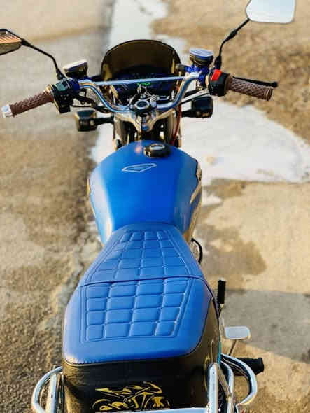 سلام عليكم ماطور أيراني موديل 25 جديد كلش كفاله عامه نكره صلف محرك 200 
فول نشاط  رقم ***********
