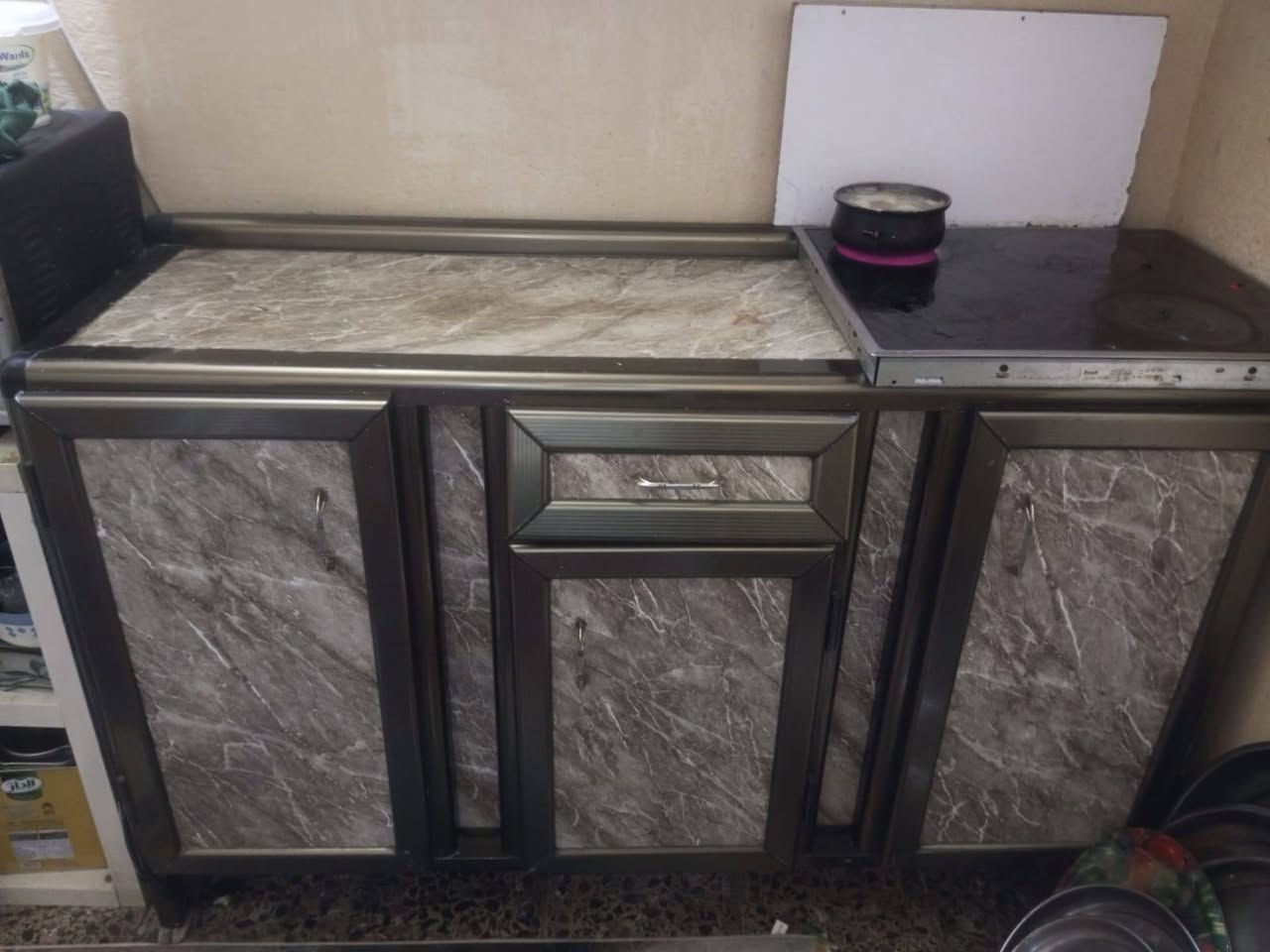 اغراض مستعملة للبيع بسعر جدا مناسب


**إذا كنت صاحب هذا الإعلان وتريد حذفه لأي سبب، رجاءا أرسل رسالة إلى الدعم الفني**