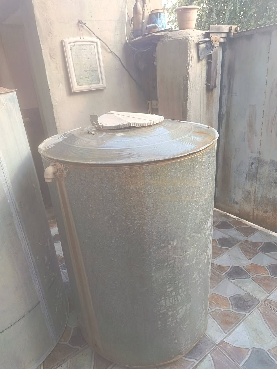 السلام عليكم تانكيات للبيع 75 وبيهن مجال قليل شراي راسلني خاص اي عيب ما بيهن


**إذا كنت صاحب هذا الإعلان وتريد حذفه لأي سبب، رجاءا أرسل رسالة إلى الدعم الفني**