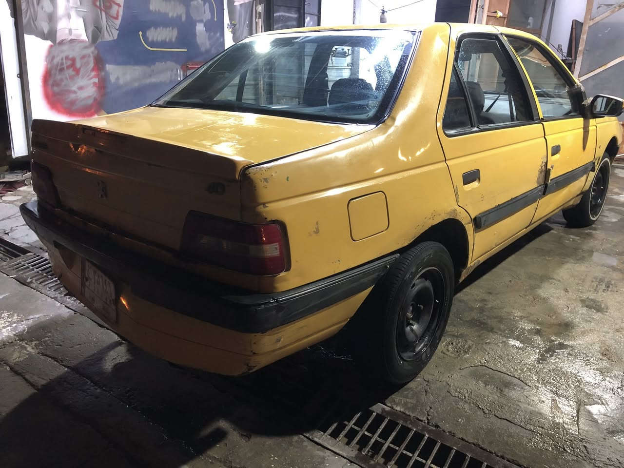 سلام عليكم 
للبيع موديل 2015  مكانهه بغداد للاستفسار ***********
