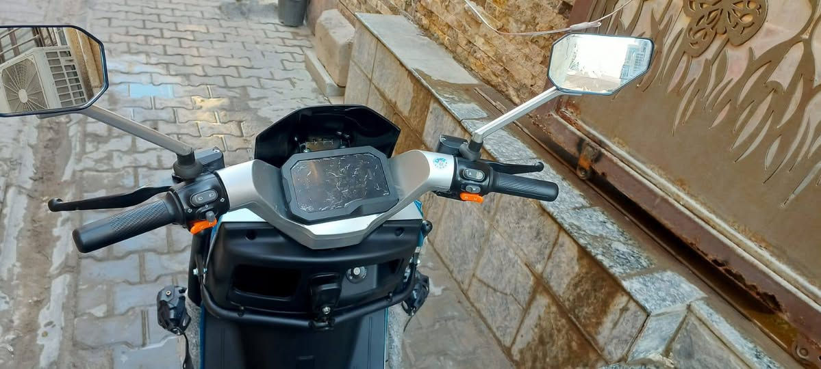 السلام عليكم دراجه شحن ماتركس2025 6بطاريات كبار مسطرة نظام اربع سرعات/ نظام البكR/ مثبت السرعه / شاحنه الاصليه /دراجه جديده صارلها 4شهر من اشتريتها السعر 💵900الف وبيها مجال قليل العنوان بغداد سبع ابكار سوق السمجه للتواصل على الرقم ***********
