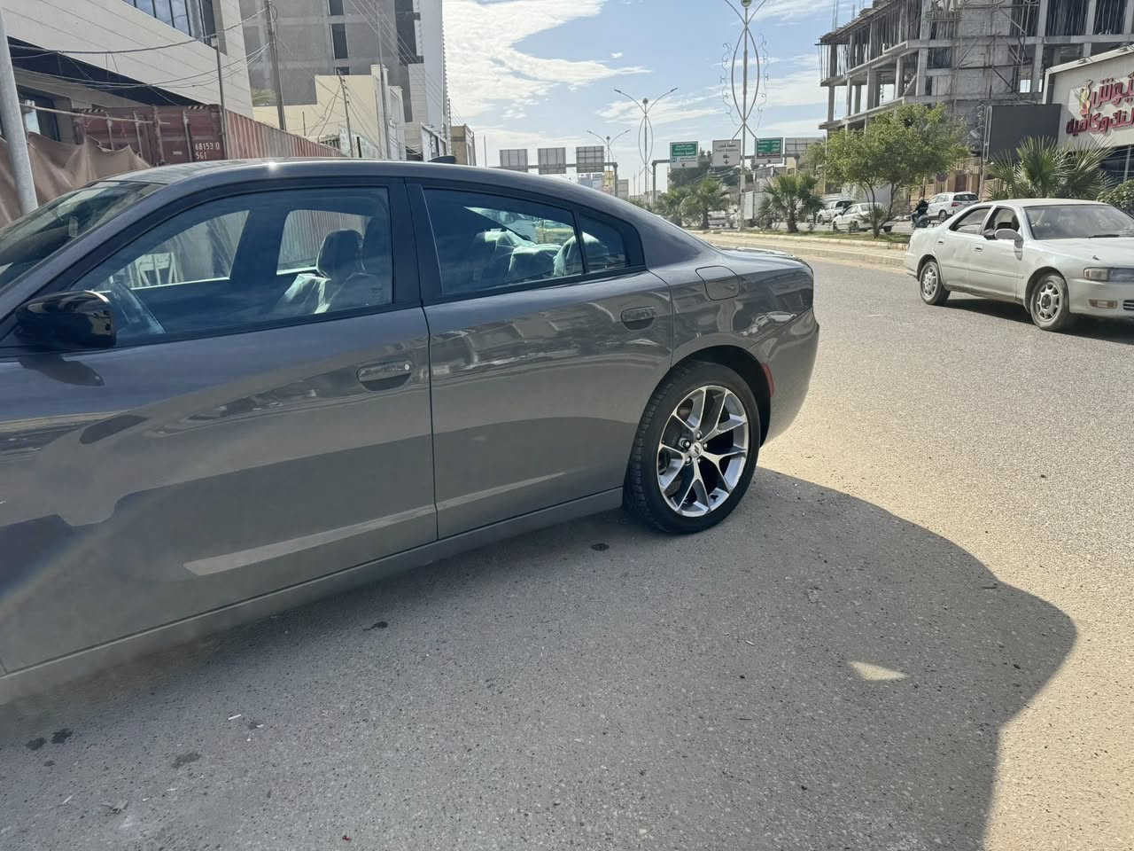 السلام عليكم شباب جارجر موديل 23 رقم بغداد لون سمنتي تقرير غرق شغاله من أمريكا بدون فتح كلبسه بيه مكانه الناصرية مركز   ***********  السعر270
