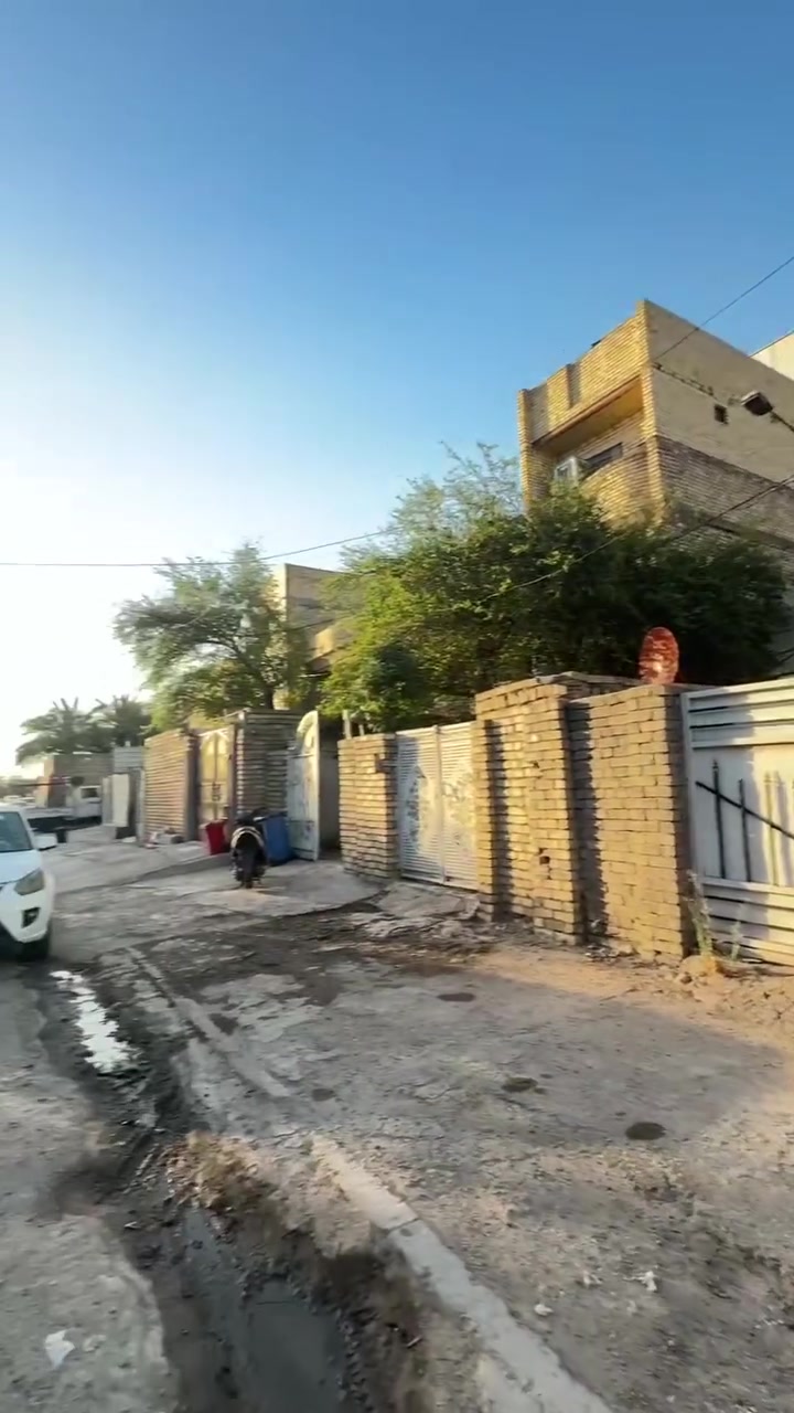 بيت معروض للبيع
المساحه ١٤٤ واقع حال ٢٠٨
الواجهه ٨ النزال ١٨
العنوان مدينه الصدر قطاع ٦٩ شارع ٦٠ قريب عالشارع العام
للاستفسار ***********
