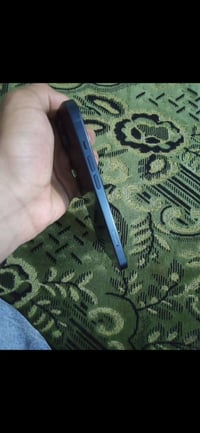 آيفون ١٣ • ١٢٨ • بطارية ٧٩