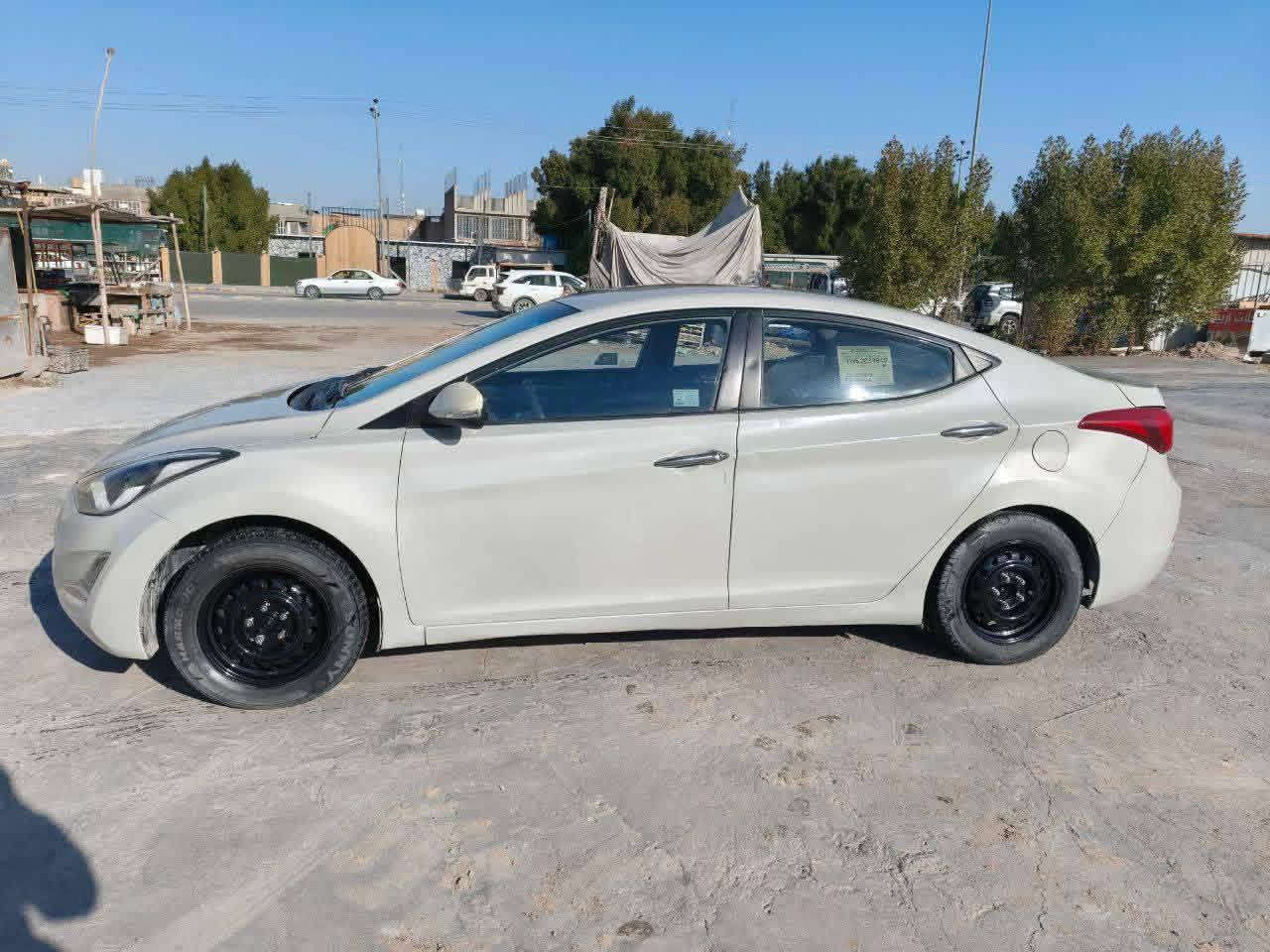 مكينته ١٨٠٠ دوش
النتره ٢٠١٥
خليجية سعودي  تبريد ثلج قطعتين تبريد  داخل اسود تحكم ستيرن جهتين اربع وياله دسك اشاير مري ايكو مثبت سرعه 
رقم نجف دولي سنويه لل٢٧
مصبوغه حزام عدى القماره  +صوت رواجز  بالمكينه مابيها تنقيص ولاتبخير خير من الله 
*********** نجف مكاني
