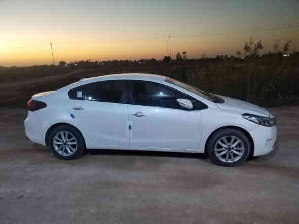 سلام عليكم سيراتو 2017رقم بغداد دولي بسمي سياره ماشيه 95 الف حقيقي مكفوله من الفتح و تبديل وصبغ والمعجون فقط بيه مكانات بارد بسيط كير محرك حداديه تبريد كله جديد سياره جديده من جميع النواحي ماناقص اي شي    سعره 145 وبيه مجال بسيط ال شراي مكان سماوه اي استفسار اتصال *********** المو شراي لا يكسر بحلال العالم بيع نقد فقط وبدون مراوس
