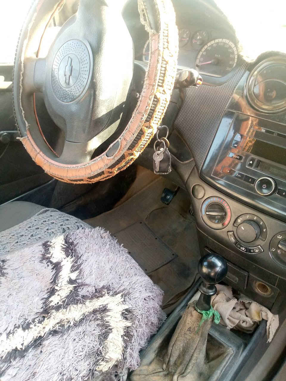 افيو للبيع موديل  2009 رقم انكليزي بسمي سنويه 28 رقم قادسيه مكينه 1600مسكر السعر 45 أو بيه مجال بصيط


**إذا كنت صاحب هذا الإعلان وتريد حذفه لأي سبب، رجاءا أرسل رسالة إلى الدعم الفني**