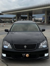 تويوتا كراون • ٨٨٠٠٠ كم • فول مواصفات