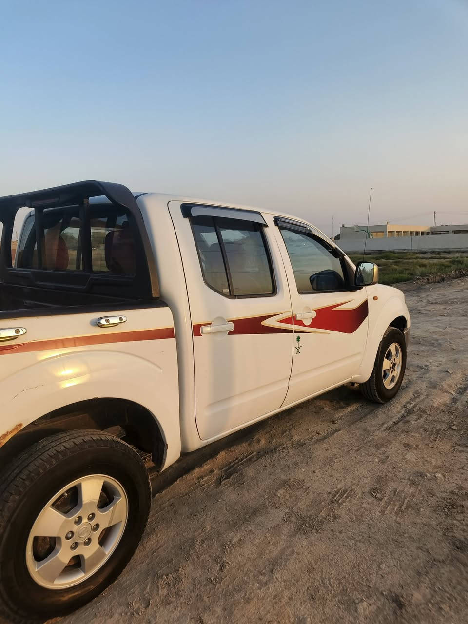 السلام عليكم نيڤاره موديل 8 محوره vvt2500(متچيه) حداديه چيس قبل اسبوع شاده رقم بغداد السعر 70 المكان ذي قار  رقم الهاتف ***********
