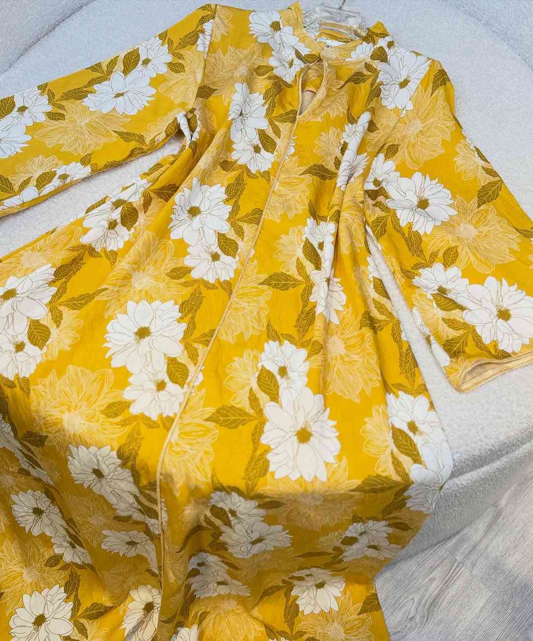 الـسعر13الف💛🌼
القياسات(L,xl,2x,3x)

للحجز و الاستفسار التواصل على الأرقام واتس اب 
***********
***********
***********
***********

توصيل بغداد  5000
توصيل محافظات  5000
