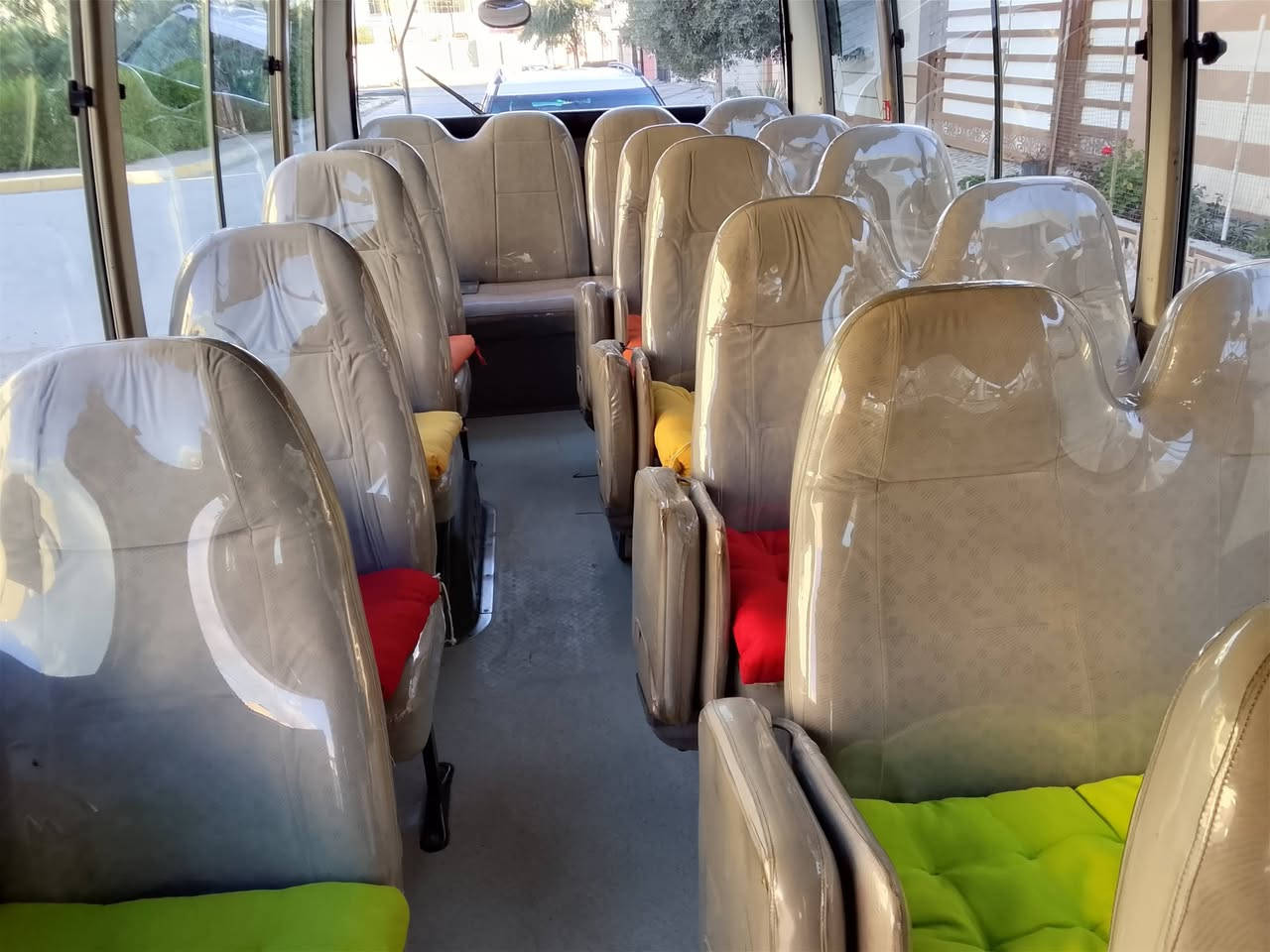 كوستر للبيع مديل2013بي مكانات صبغ سعر280$
***********
